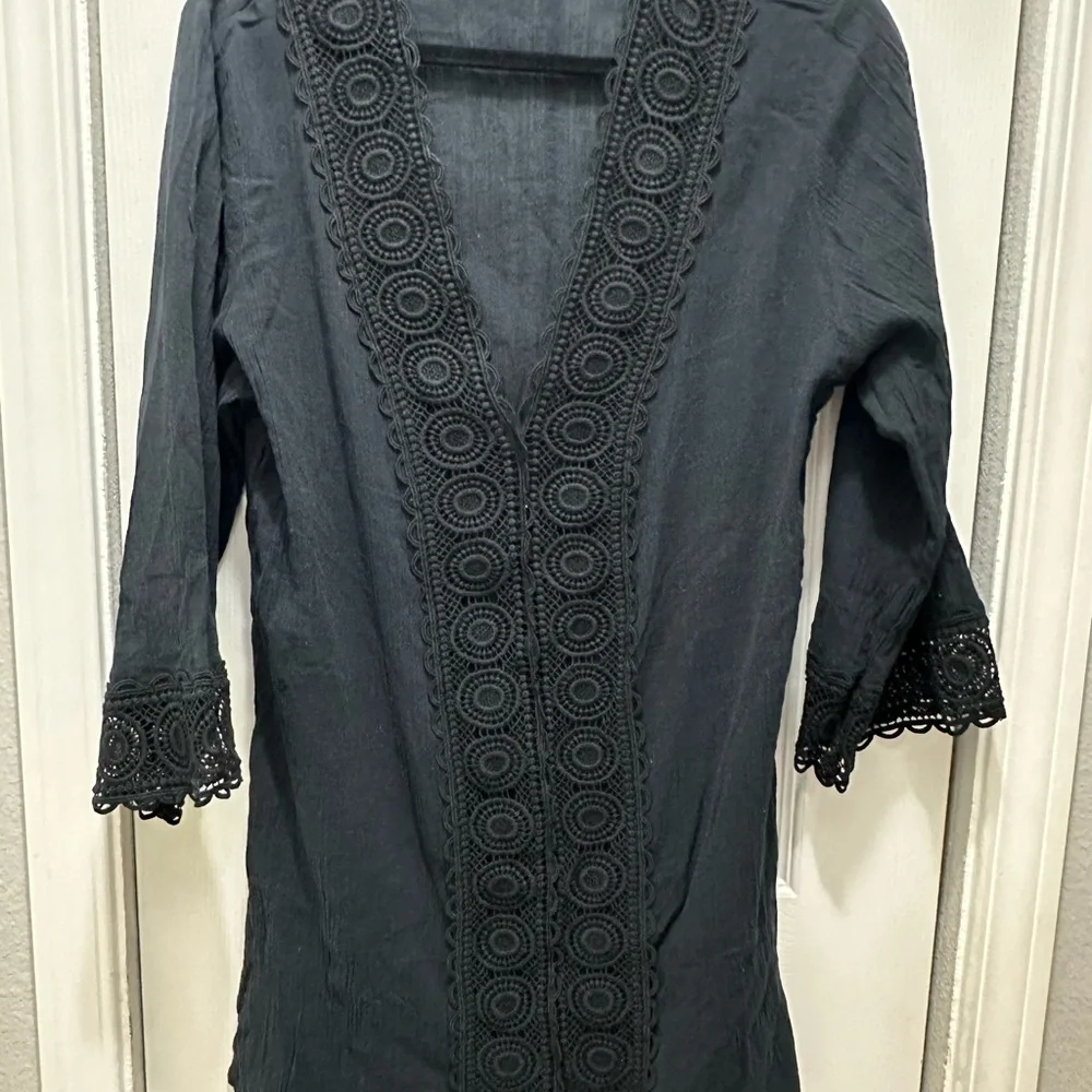 La Blanca V Neck Black Crochet Swim Cover - Picture 2 of 5